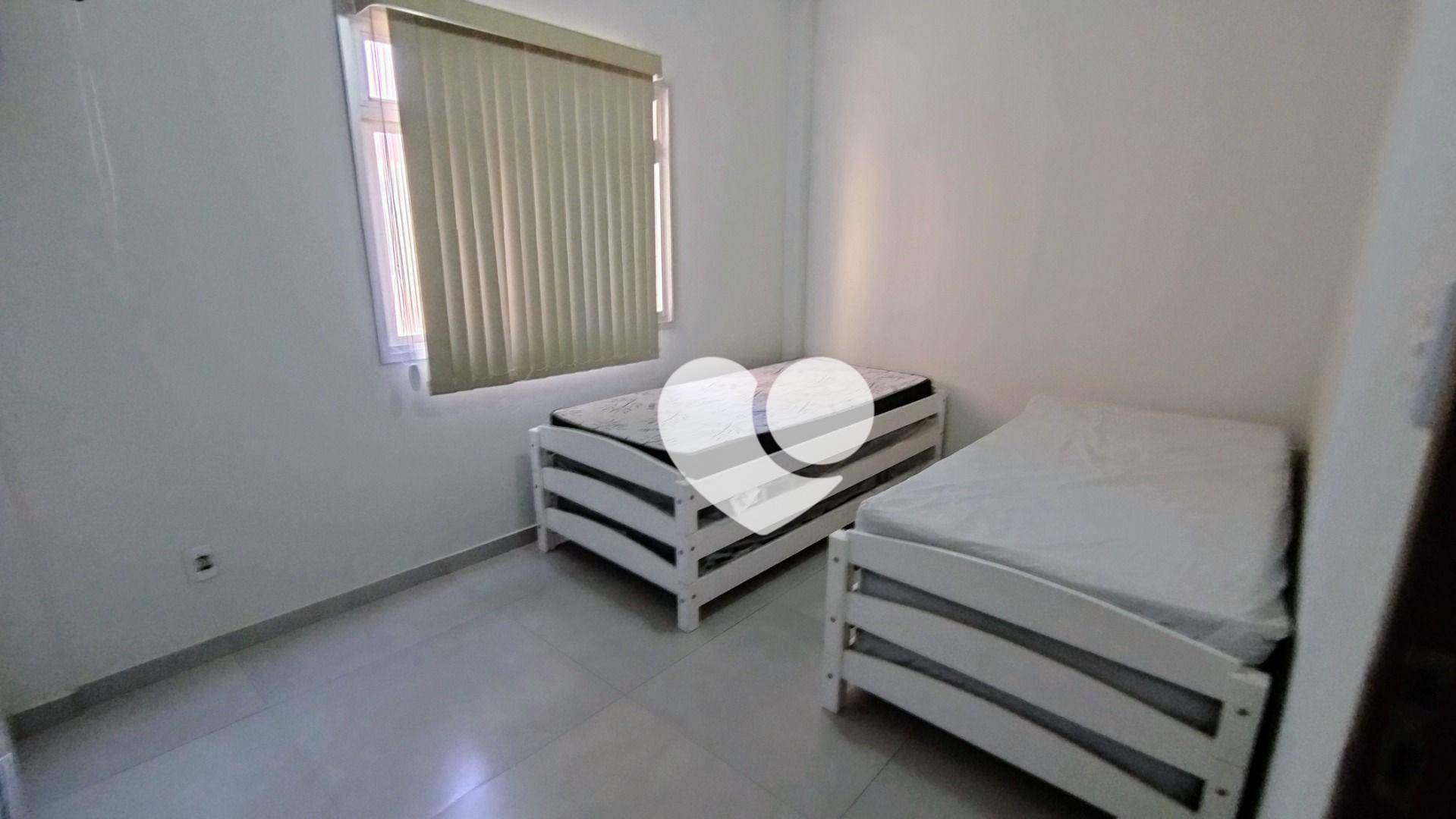 Apartamento à venda com 2 quartos, 65m² - Foto 3