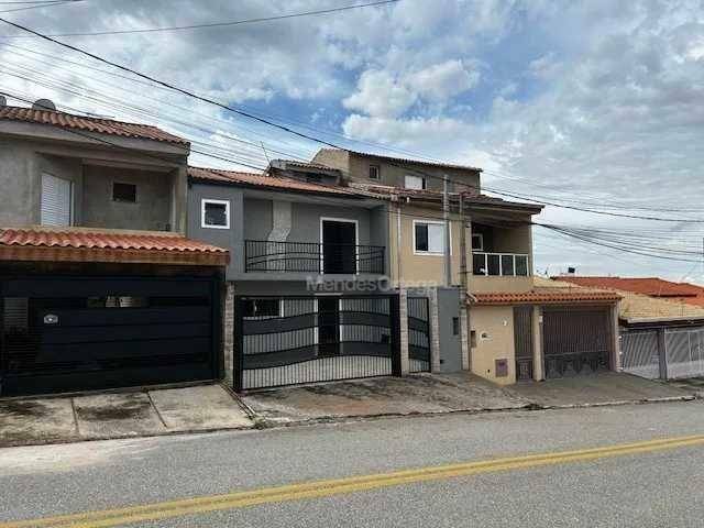 Casa de Condomínio à venda com 3 quartos, 175m² - Foto 1