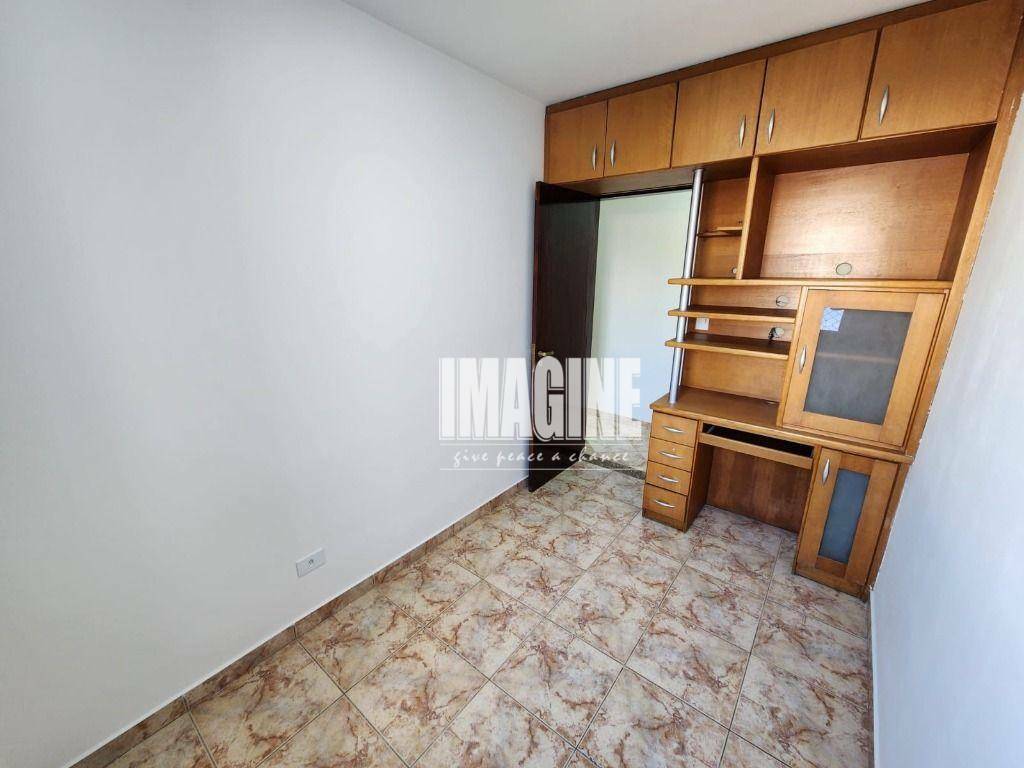 Apartamento para alugar com 3 quartos, 65m² - Foto 7