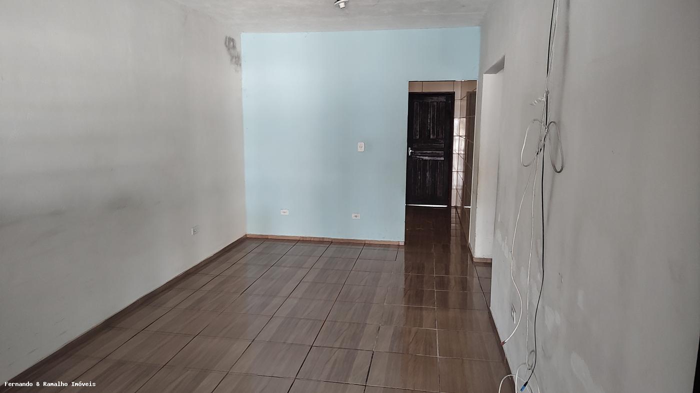 Casa à venda com 2 quartos, 380m² - Foto 5