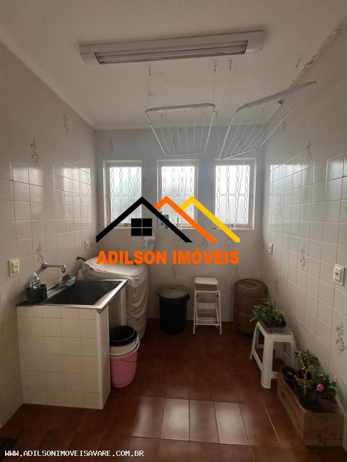 Casa à venda com 3 quartos, 580m² - Foto 14