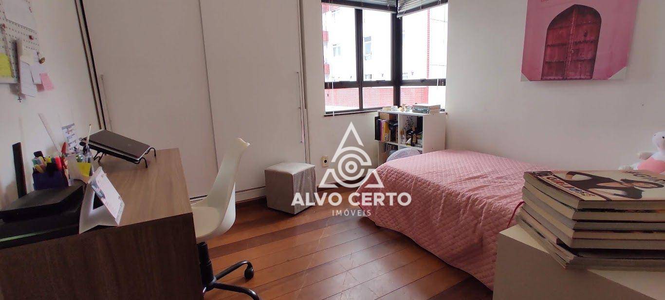 Apartamento à venda com 3 quartos, 144m² - Foto 14