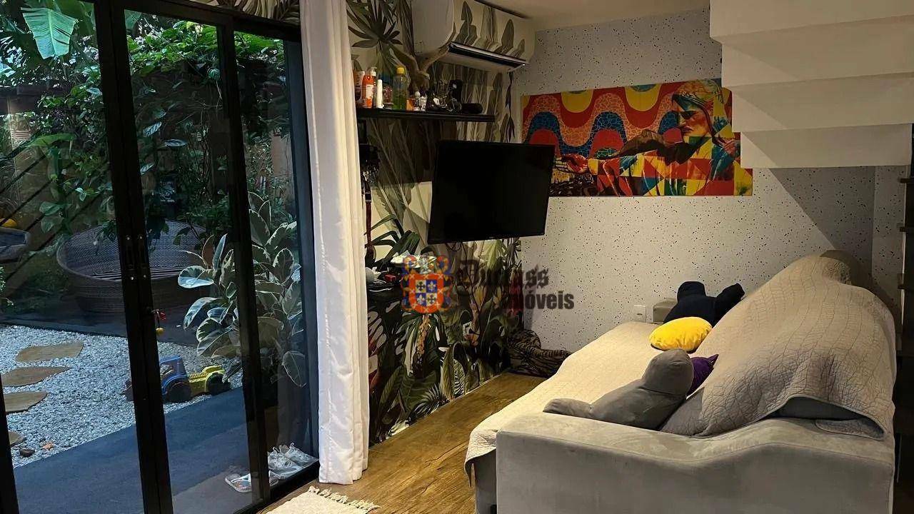 Casa de Condomínio à venda com 5 quartos, 200m² - Foto 4