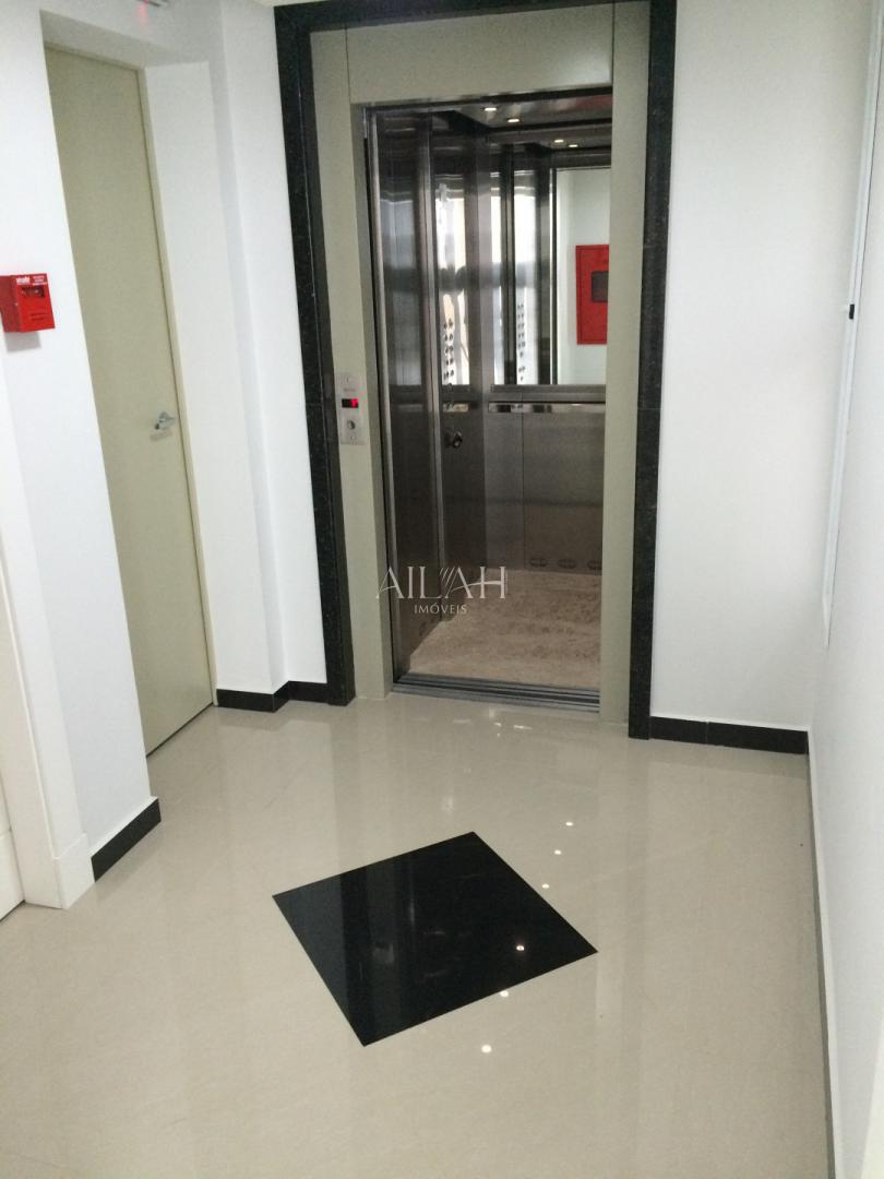 Apartamento à venda com 3 quartos, 265m² - Foto 11