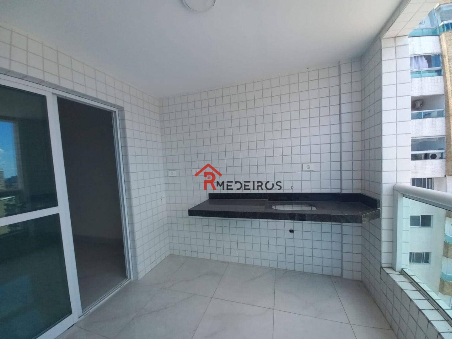 Apartamento à venda com 2 quartos, 69m² - Foto 1