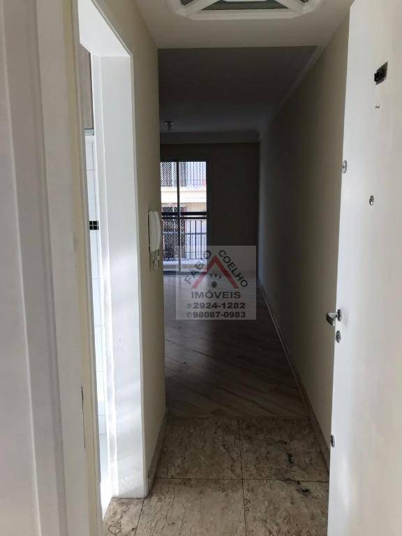 Apartamento à venda com 2 quartos, 67m² - Foto 14