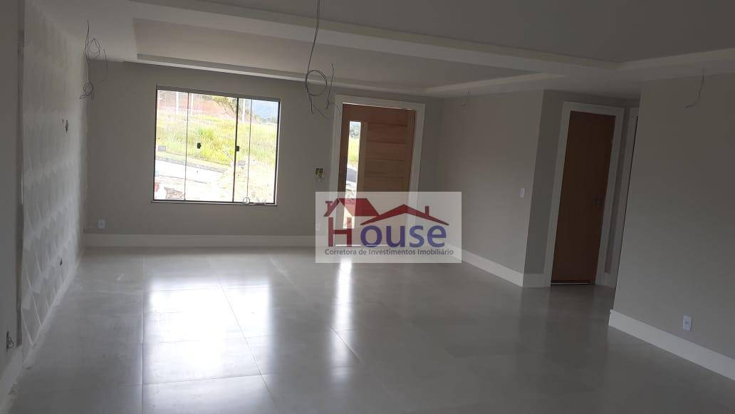 Casa à venda com 3 quartos, 140m² - Foto 7