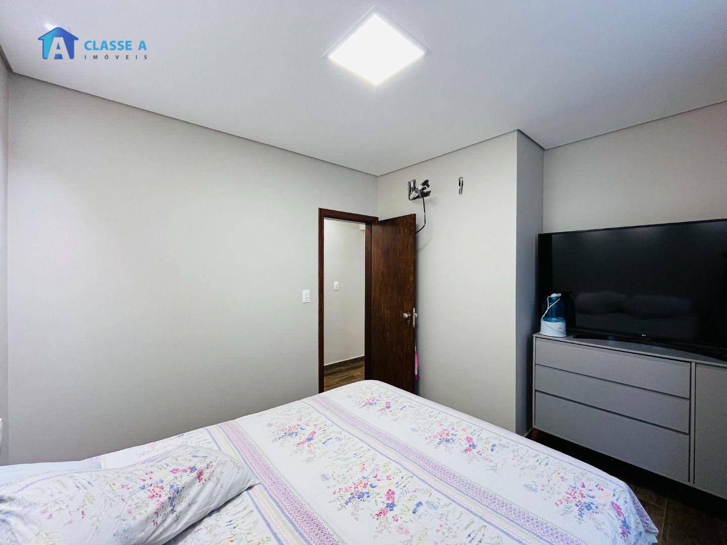 Apartamento à venda com 3 quartos, 130m² - Foto 10