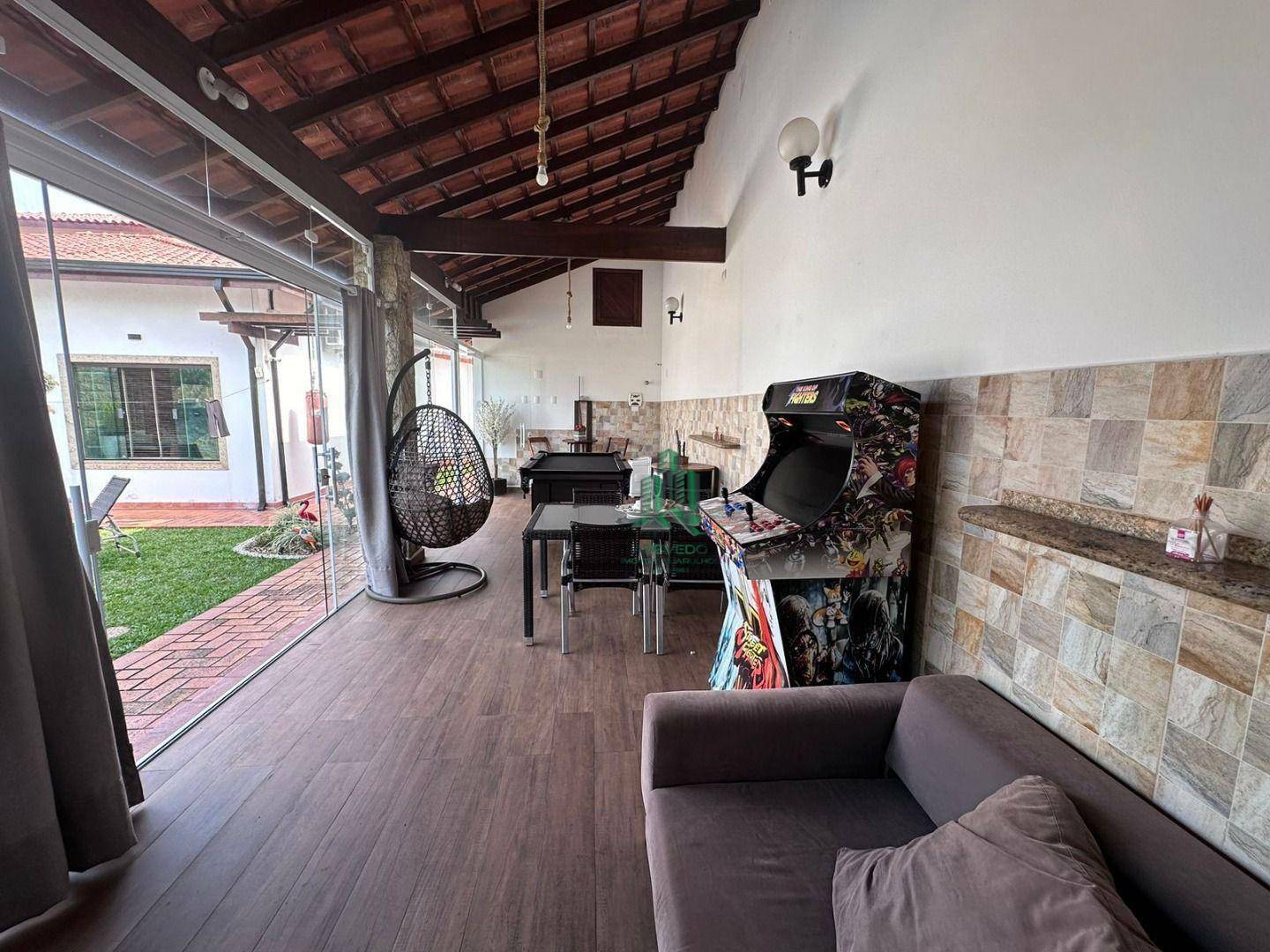 Casa à venda com 4 quartos, 225m² - Foto 33