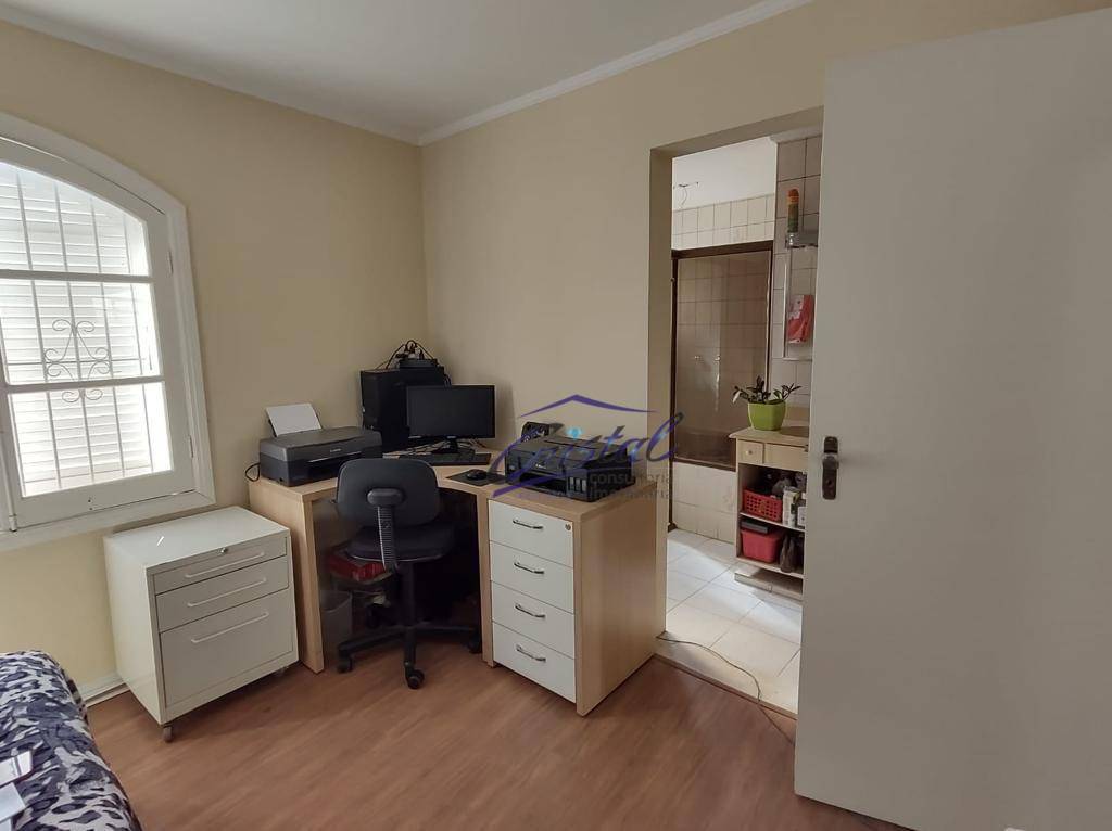 Casa à venda com 3 quartos, 208m² - Foto 20