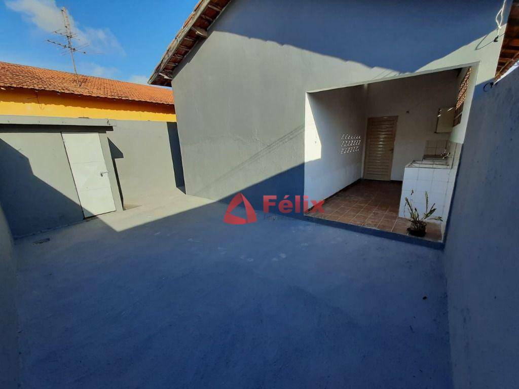 Casa à venda com 4 quartos, 190m² - Foto 5