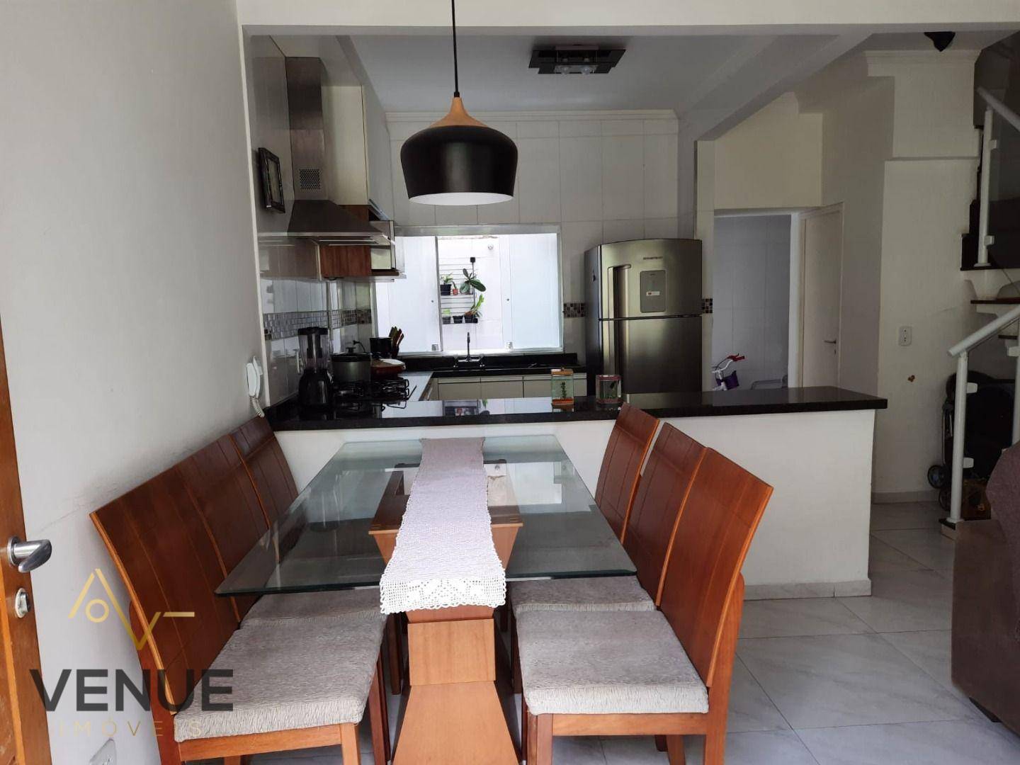 Casa à venda com 3 quartos, 113M2 - Foto 1