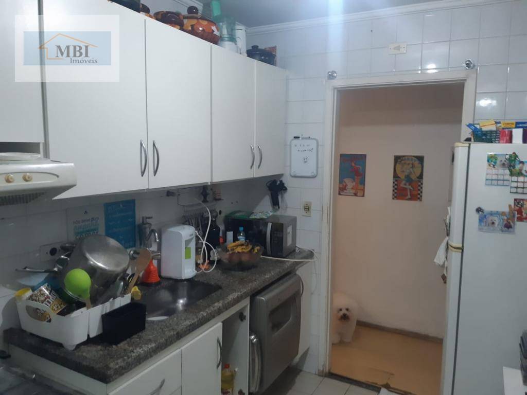 Apartamento à venda com 3 quartos, 73m² - Foto 2