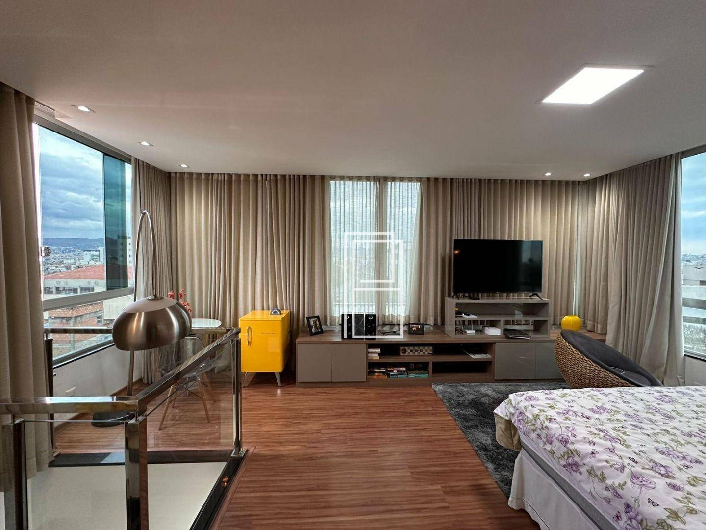 Cobertura à venda com 5 quartos, 252m² - Foto 27