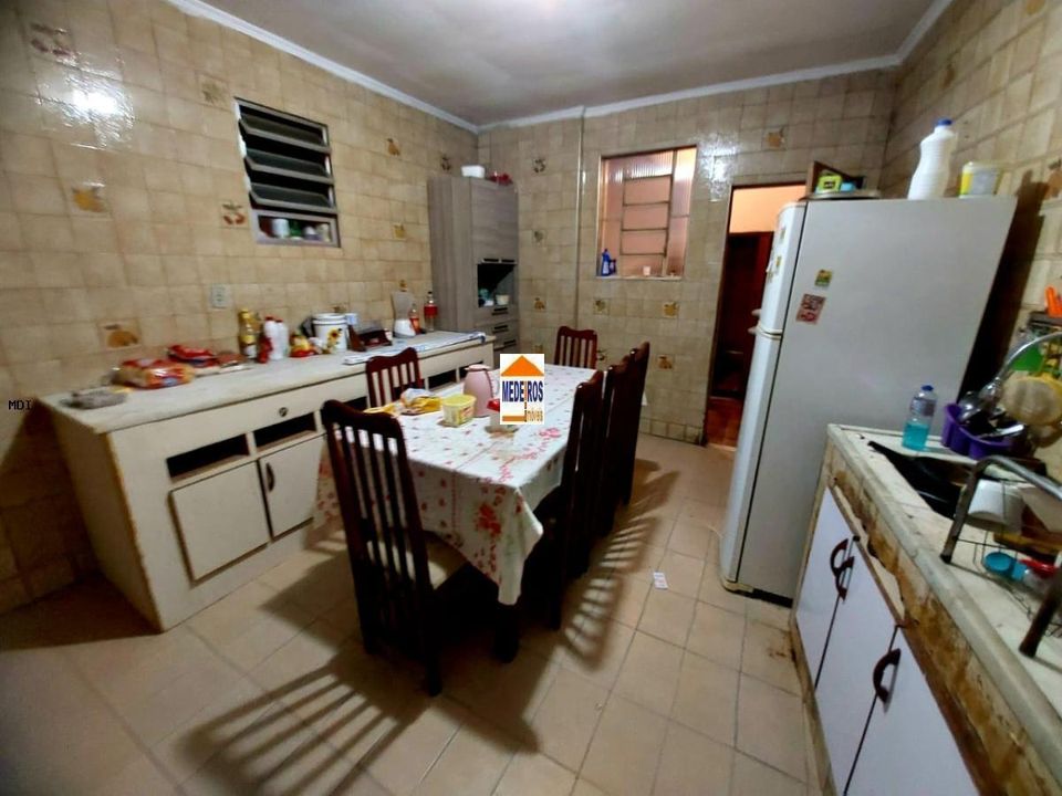 Casa à venda com 2 quartos, 170m² - Foto 21