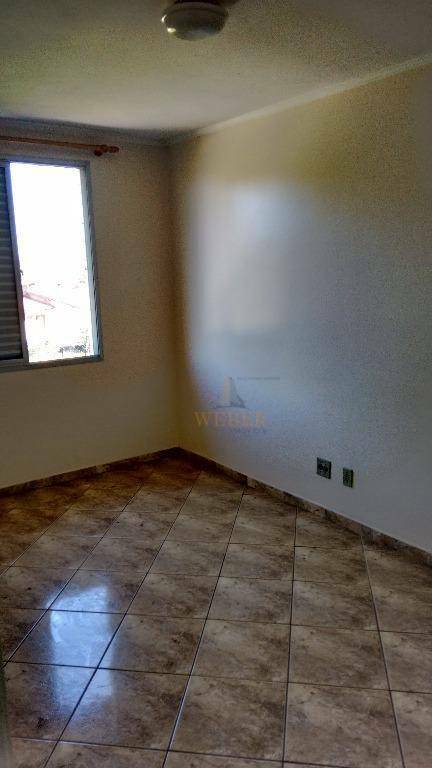 Apartamento à venda com 2 quartos, 70m² - Foto 5