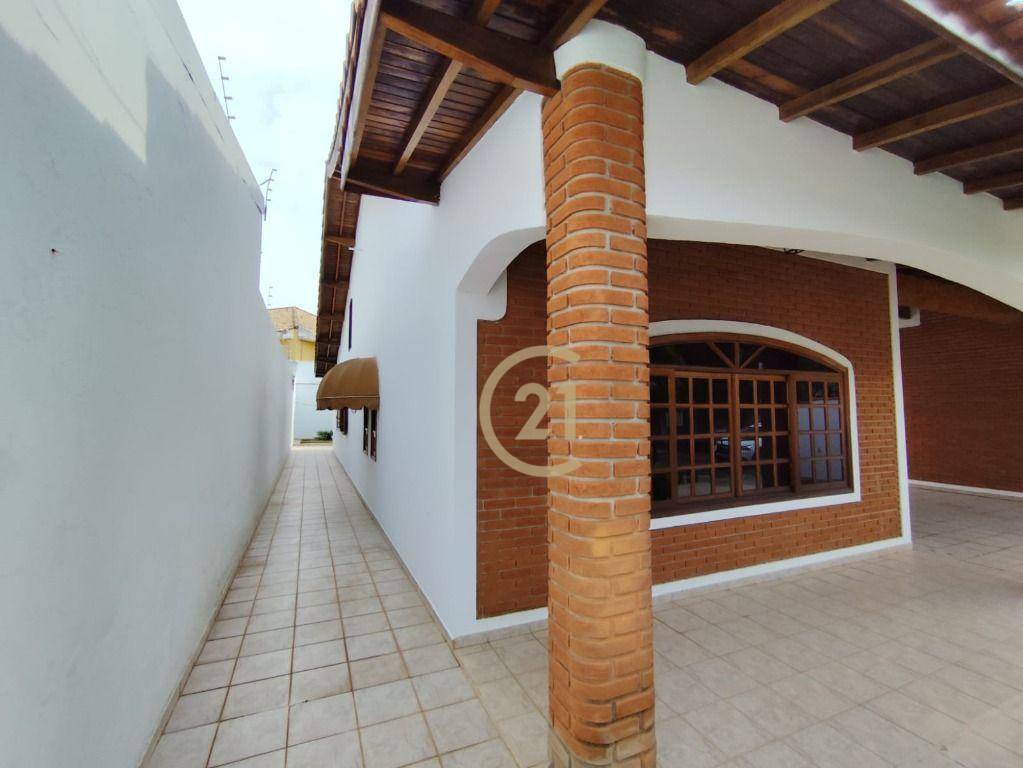 Casa à venda com 3 quartos, 188m² - Foto 24