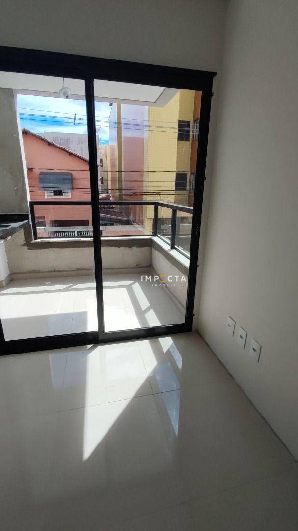 Apartamento à venda com 3 quartos, 83m² - Foto 6