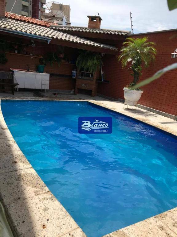 Sobrado à venda com 3 quartos, 352m² - Foto 27