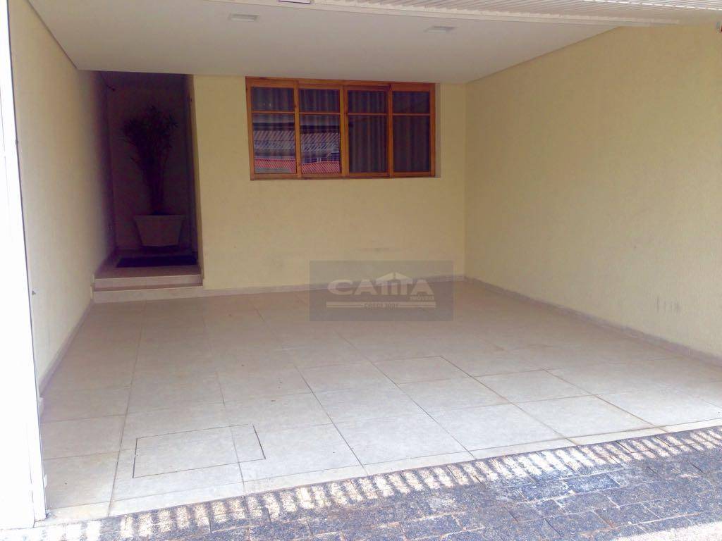 Sobrado à venda com 3 quartos, 220m² - Foto 3