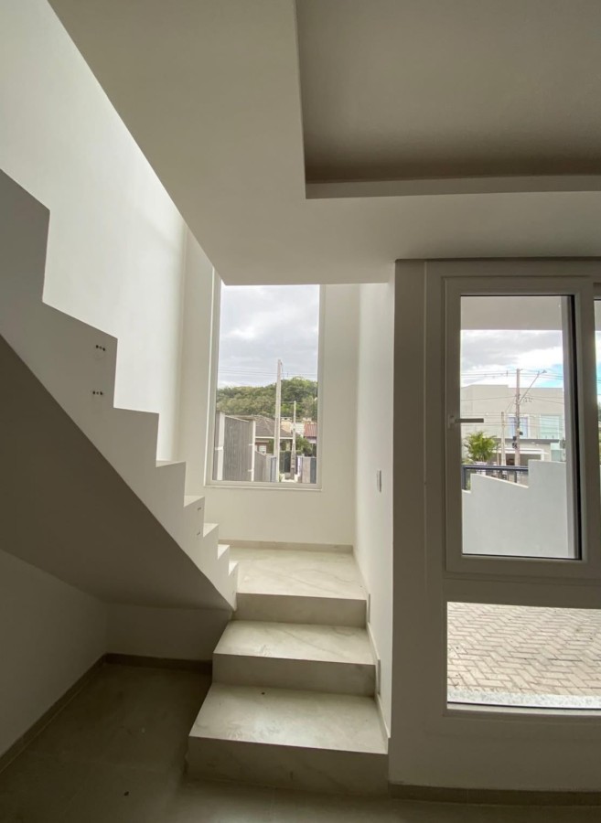 Casa à venda com 2 quartos, 90m² - Foto 4