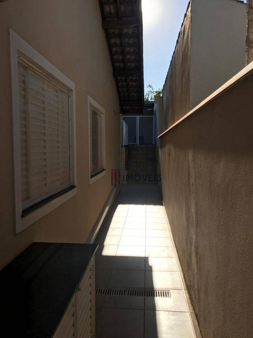 Casa à venda e aluguel com 4 quartos, 209m² - Foto 24