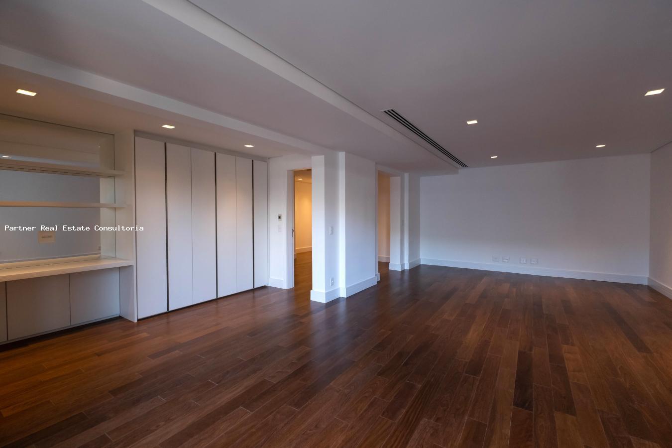 Apartamento à venda com 4 quartos, 456m² - Foto 9