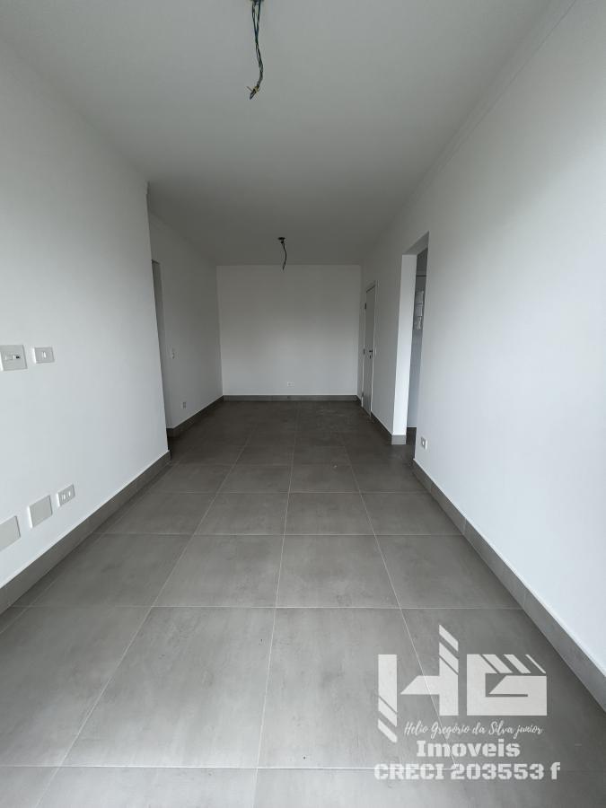 Apartamento à venda com 3 quartos, 98m² - Foto 4