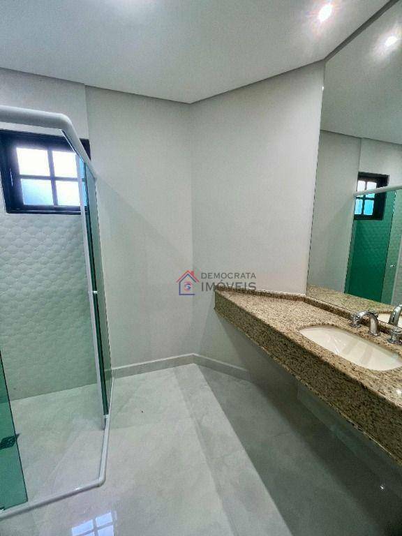 Sobrado à venda com 3 quartos, 210m² - Foto 40