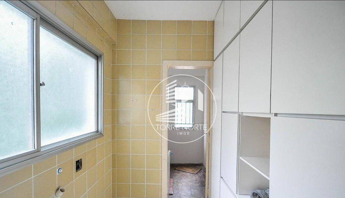 Apartamento à venda com 2 quartos, 136m² - Foto 20