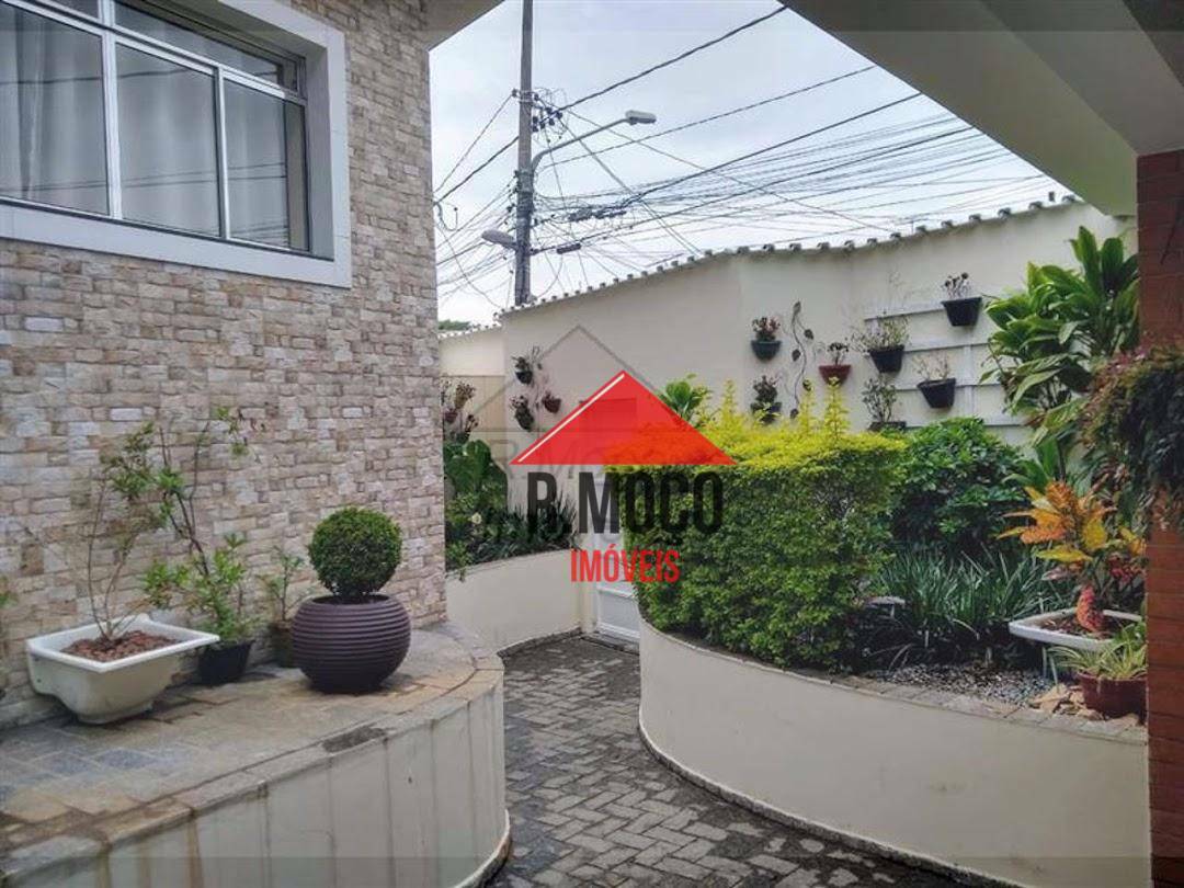 Sobrado à venda com 3 quartos, 341m² - Foto 2