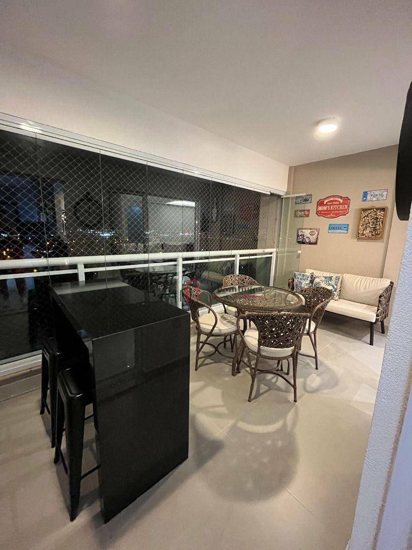 Apartamento para alugar com 3 quartos, 139m² - Foto 15