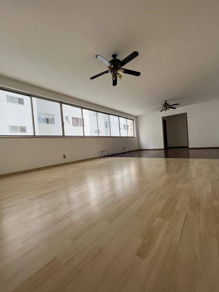 Apartamento à venda com 3 quartos, 200m² - Foto 24