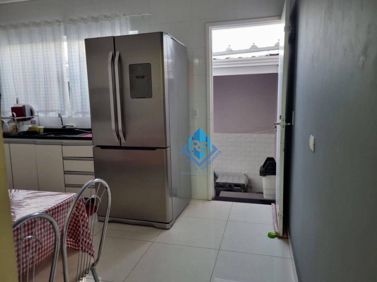 Sobrado à venda com 4 quartos, 273m² - Foto 11