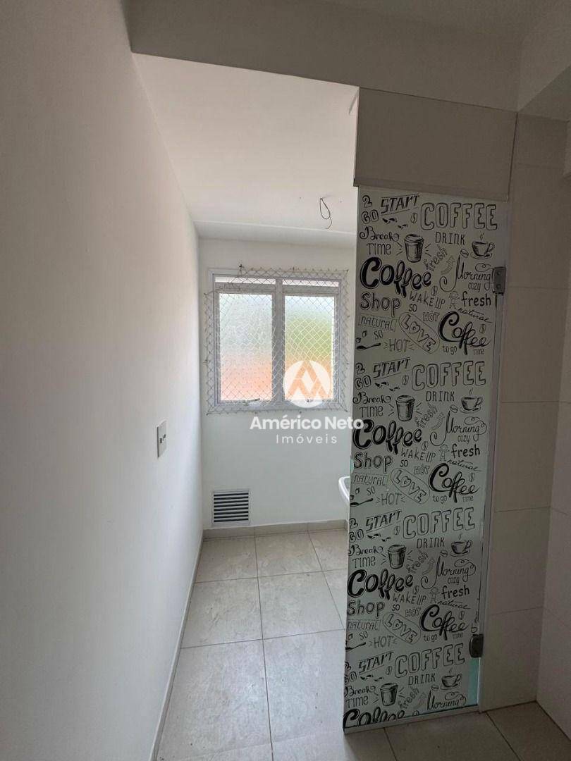 Apartamento à venda com 2 quartos, 67m² - Foto 6