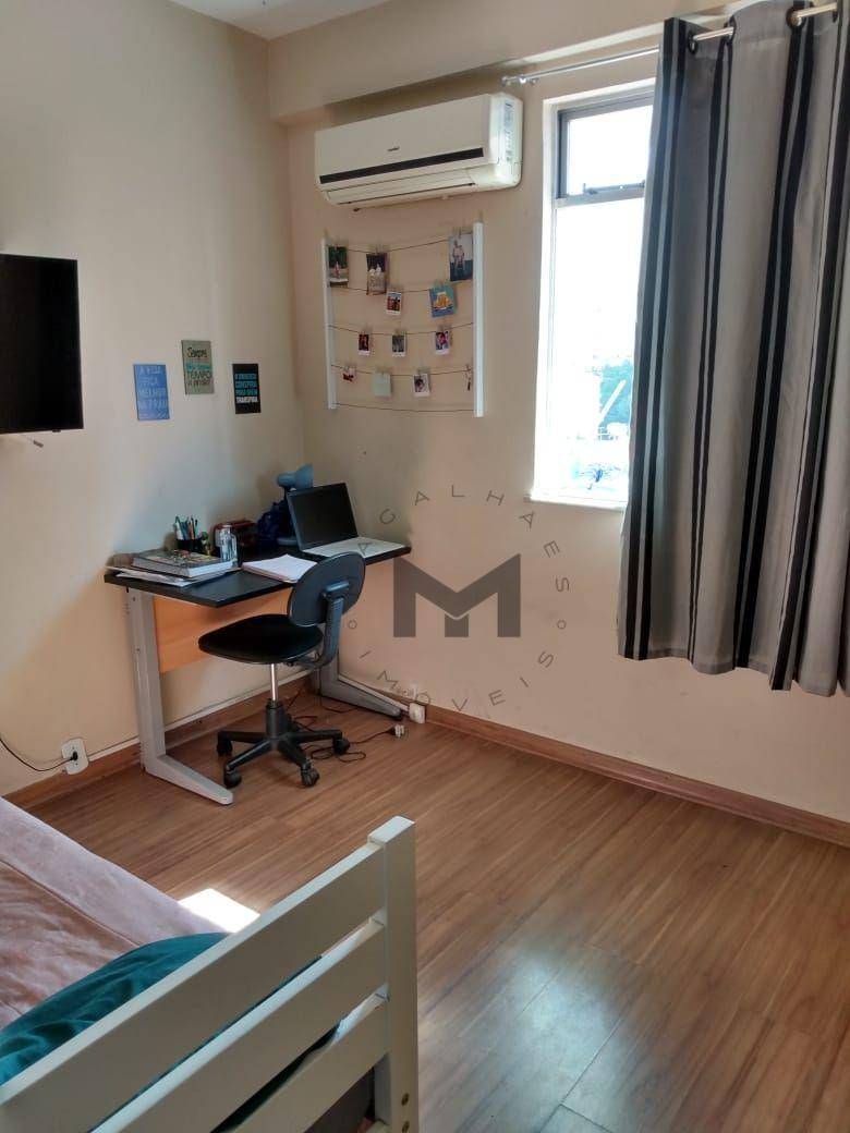 Apartamento à venda com 2 quartos, 70m² - Foto 11