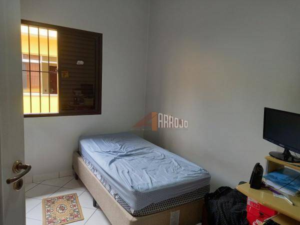 Sobrado à venda com 3 quartos, 266m² - Foto 17