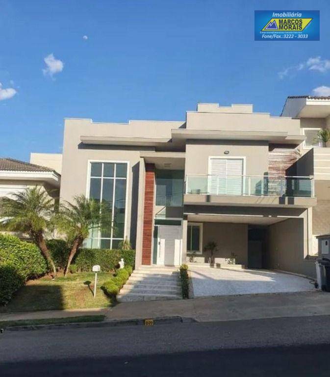 Casa de Condomínio à venda com 4 quartos, 420m² - Foto 1