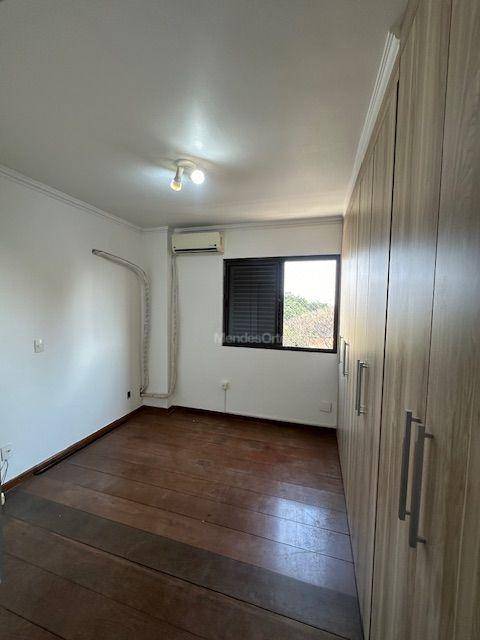 Apartamento à venda com 3 quartos, 110m² - Foto 13