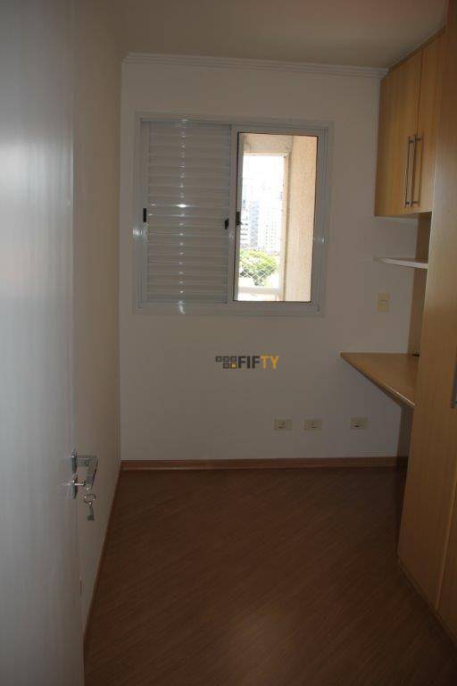 Apartamento à venda com 3 quartos, 83m² - Foto 7