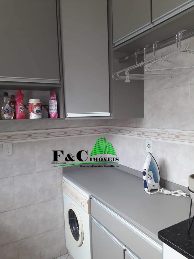 Casa à venda com 2 quartos, 125m² - Foto 7