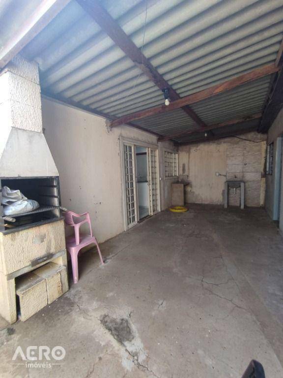 Casa à venda com 3 quartos, 120m² - Foto 19