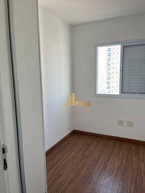 Apartamento à venda com 2 quartos, 63m² - Foto 18