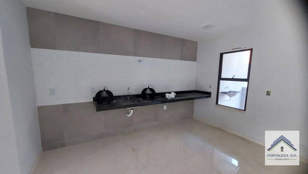 Casa à venda com 4 quartos, 177m² - Foto 6