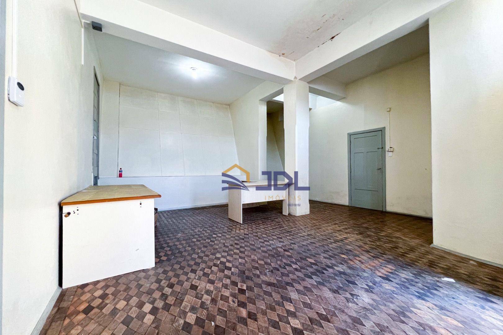 Casa à venda com 4 quartos, 253m² - Foto 17