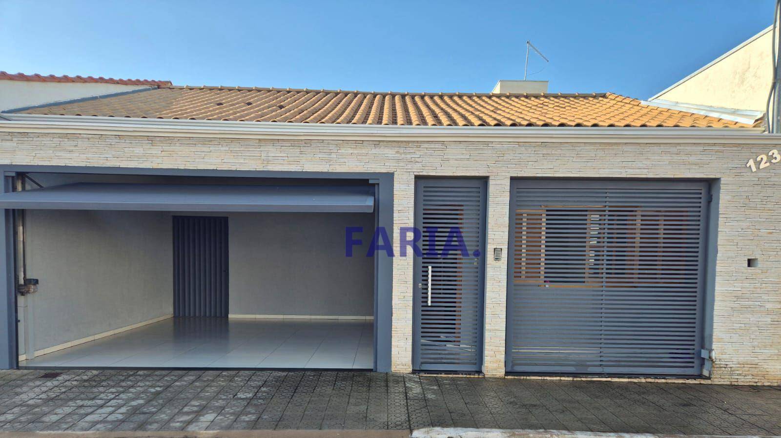 Casa, 3 quartos, 220 m² - Foto 2