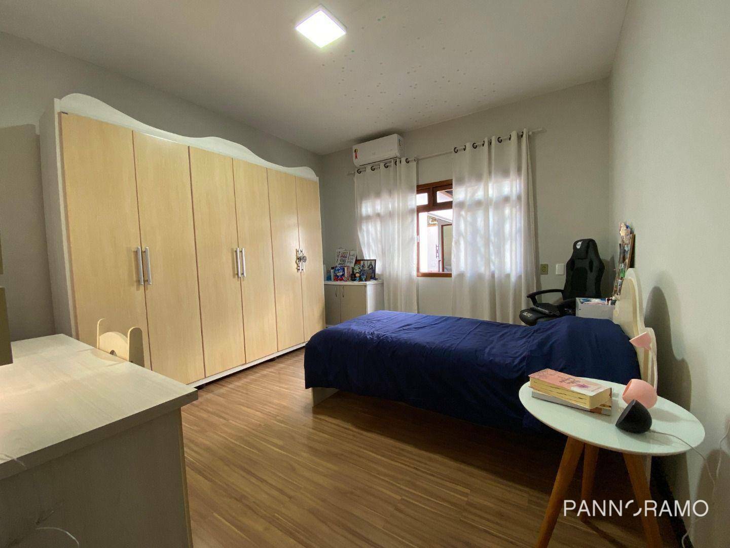 Casa, 4 quartos, 250 m² - Foto 15