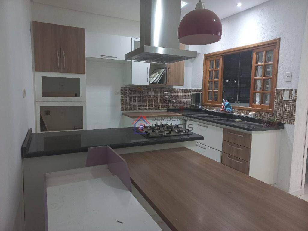 Apartamento à venda com 3 quartos, 170m² - Foto 1