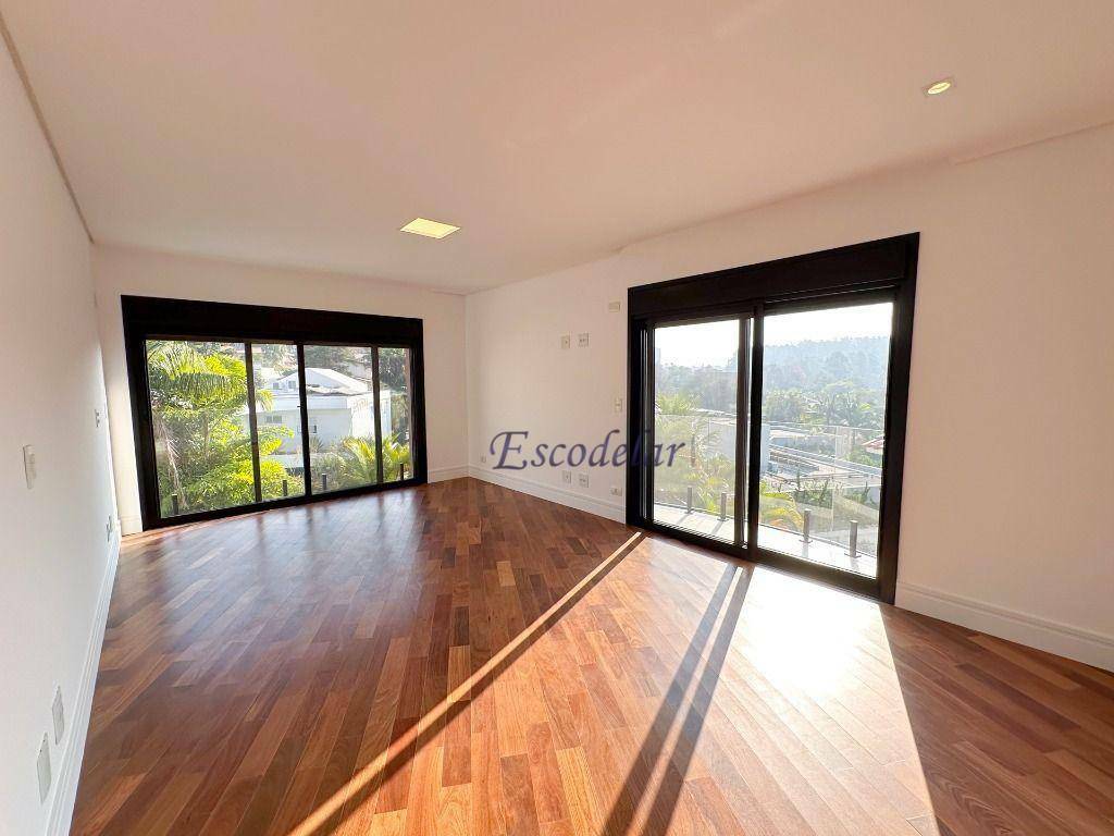 Casa de Condomínio à venda com 4 quartos, 640m² - Foto 77