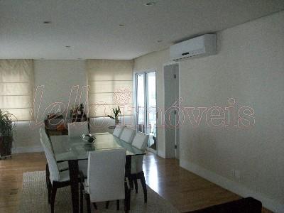 Apartamento à venda com 3 quartos, 233m² - Foto 2